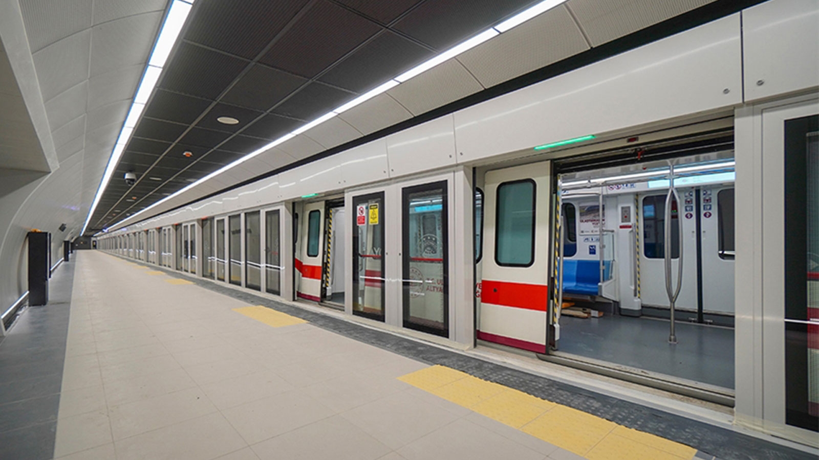 Bakan Uraloğlu açıkladı! İstanbulluların beklediği o metro hattı 2025'te açılacak!