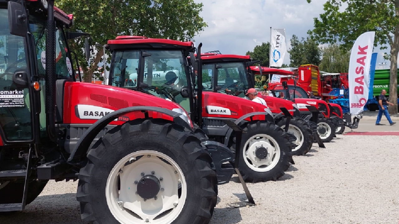 Çiftçiler için Başak Traktör Eylül Ayı Fiyatları - Tarla, Bahçe, Kompakt (2023)