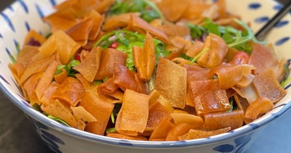 Lübnan Mutfağının Lezzeti: Fattuş (Fattoush) Salatası