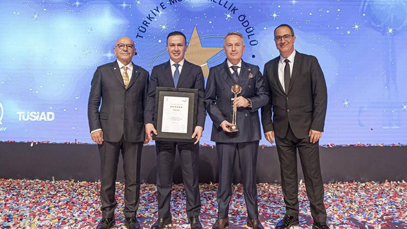 Vakıf GYO Türkiye Mükemmellik Büyük Ödülü'nü Kazandı!