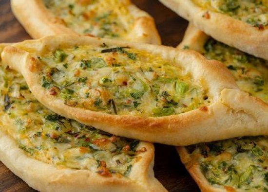Gaziantep Mutfağı'nın En Lezzetli Tarifleri: Sebzeli Peynirli Antep Böreği