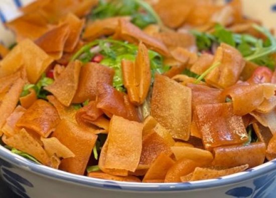 Lübnan Mutfağının Lezzeti: Fattuş (Fattoush) Salatası